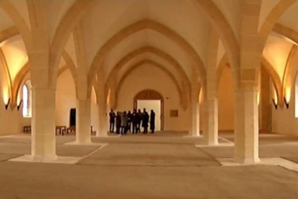 Maison Familiale De L Abbaye Clairvaux Екстериор снимка